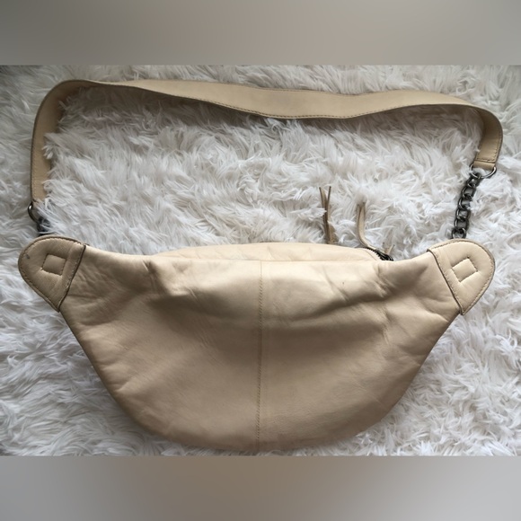 Free People Quin Quilted sling bag Ivory - Picture 5 of 5